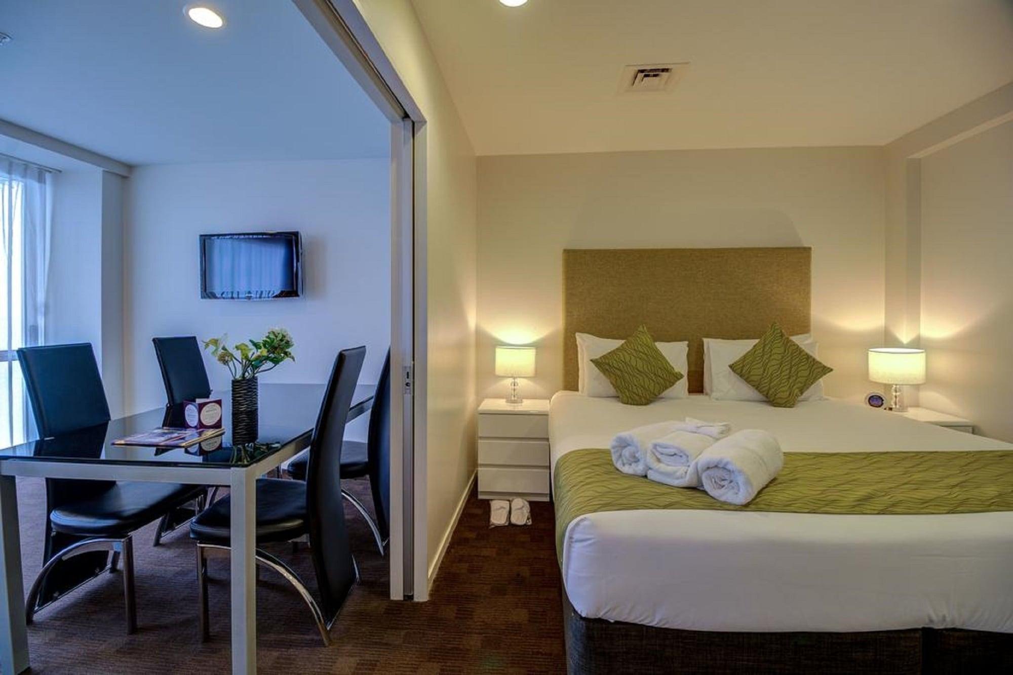 เดอะ ควอแดรนท์ โฮเต็ลแอนด์สวีท Aparthotel โอ๊คแลนด์ ภายนอก รูปภาพ
