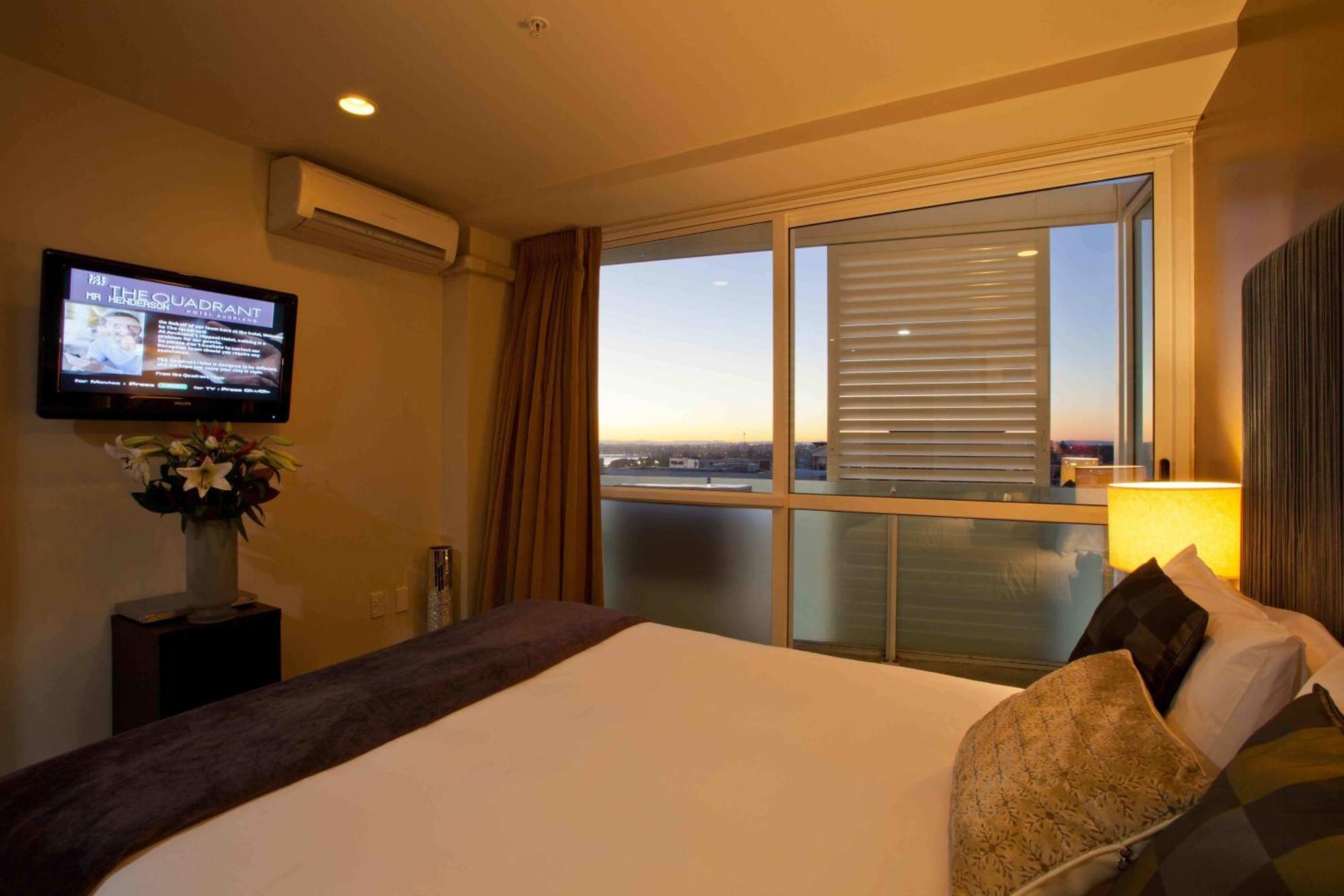 เดอะ ควอแดรนท์ โฮเต็ลแอนด์สวีท Aparthotel โอ๊คแลนด์ ภายนอก รูปภาพ