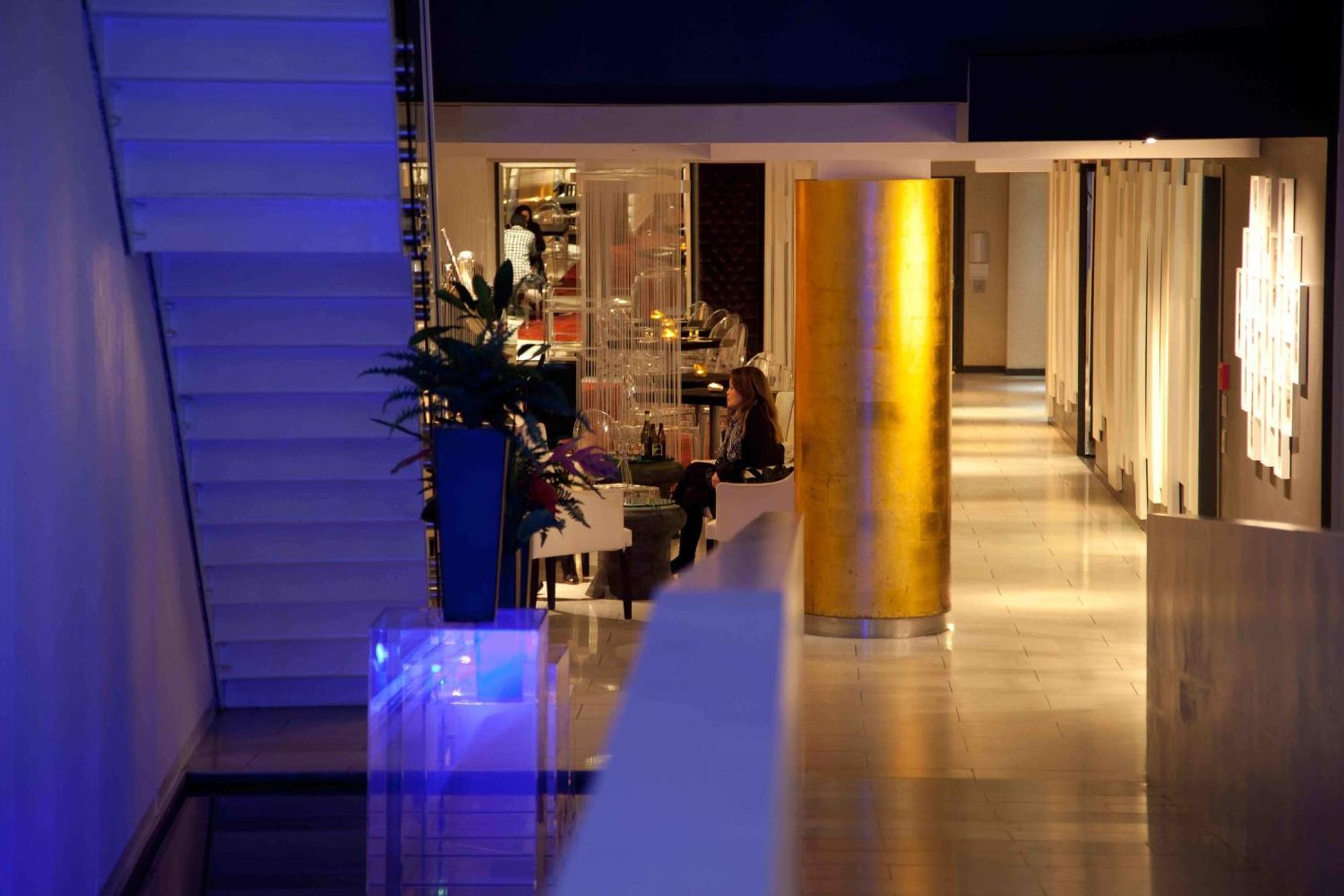 เดอะ ควอแดรนท์ โฮเต็ลแอนด์สวีท Aparthotel โอ๊คแลนด์ ภายนอก รูปภาพ