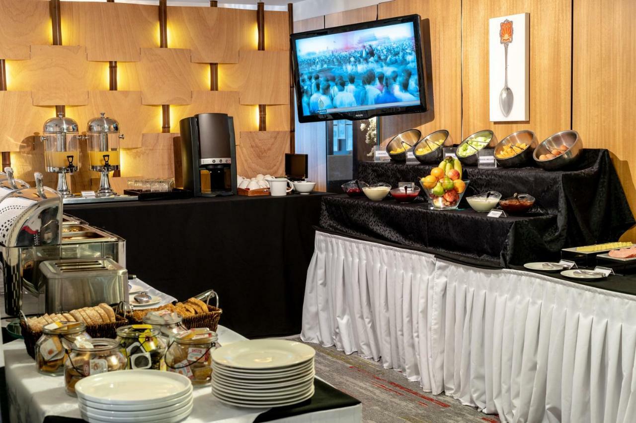 เดอะ ควอแดรนท์ โฮเต็ลแอนด์สวีท Aparthotel โอ๊คแลนด์ ภายนอก รูปภาพ